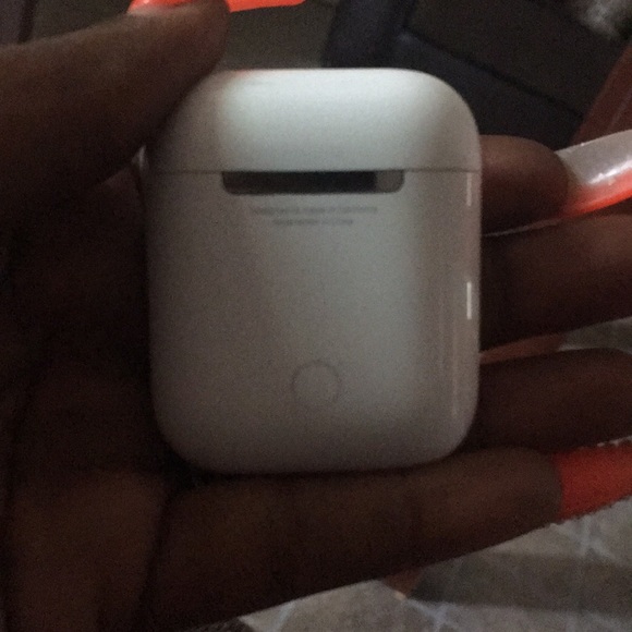 Apple AirPods